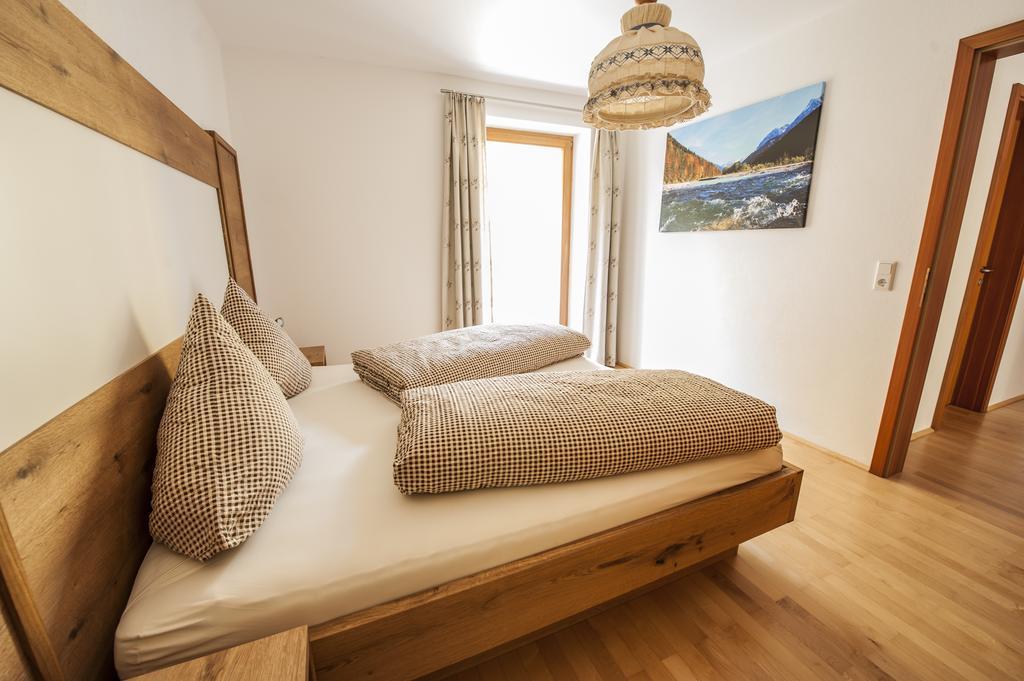 Ferienhaus Am Rohntalbach Hinterriss Eksteriør billede